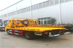 汕头附近拖车救援搭电